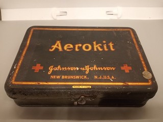 Vintage Johnson & Johnson metallo pronto soccorso Aerokit aereo aviazione aereo