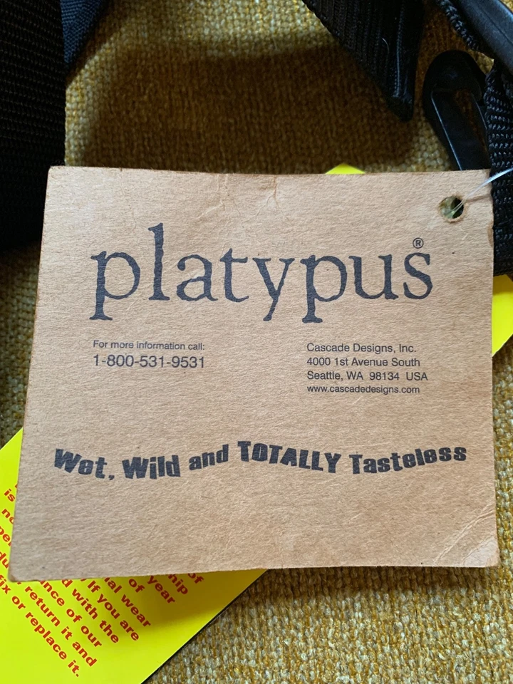 Ornitorrinco Mojave 1,8 litros pacote de hidratação isolante dobrável e arnês novo com etiquetas - Imagem 3 de 4