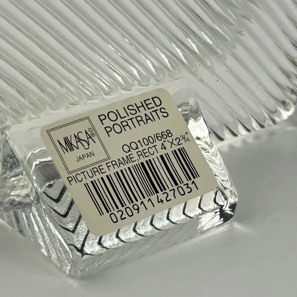 Vintage MIKASA Art Deco Picture Frame Clear Heavy Glass Crystal Ribbed 4 X 2 3/4 - Image 4 of 4