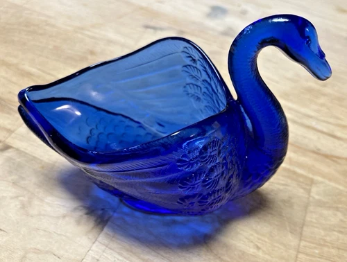 Cobalt Blue Vintage FENTON ART GLASS Open Swan Figurine Made in U.S.A. in 1980’s