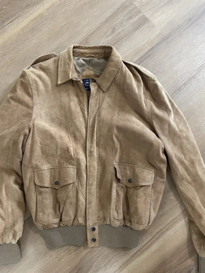 Jaqueta masculina vintage Allen Lolly 42 marrom camurça couro genuíno bombardeiro Snap - Imagem 2 de 4