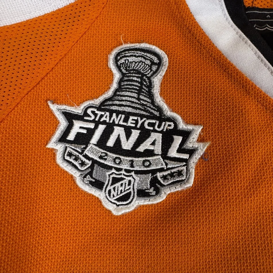 2010 Stanley Cup Finals Philadelphia Flyers Giroux #28 Jersey CCM 50 Reebok READ - Image 3 of 4