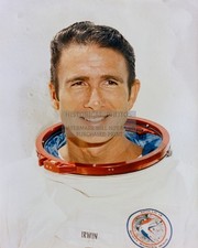 ASTRONAUT JAMES B IRWIN APOLLO 15 LUNAR MODULE PILOT 1971 8X10 PHOTO