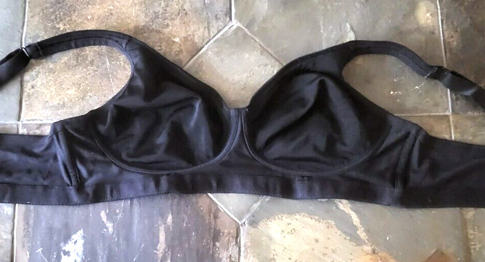 40C Undercore Full Coverage Seamless Wireless Bra… - image 3