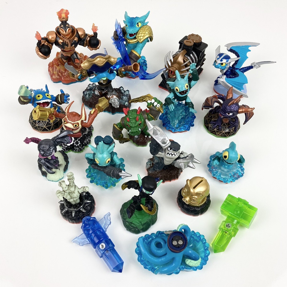Skylanders フィギュア 28個セット Skylanders Lot Of 20: Figures & Crystals Trap Swapables Spyro | eBay