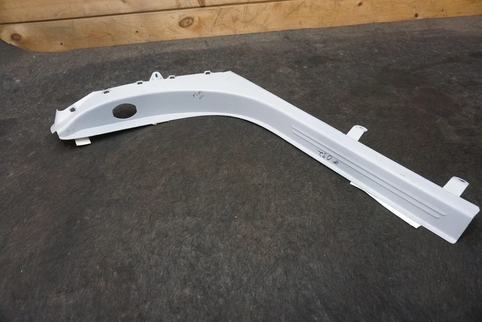 Panel de moldura de umbral de puerta inferior delantera izquierda OEM 4S0853959 Audi R8 GT4 4S 2016-18 Foto 2 de 4