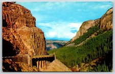 Postcard Golden Gate Canyon Yellowstone National Park, Unposted