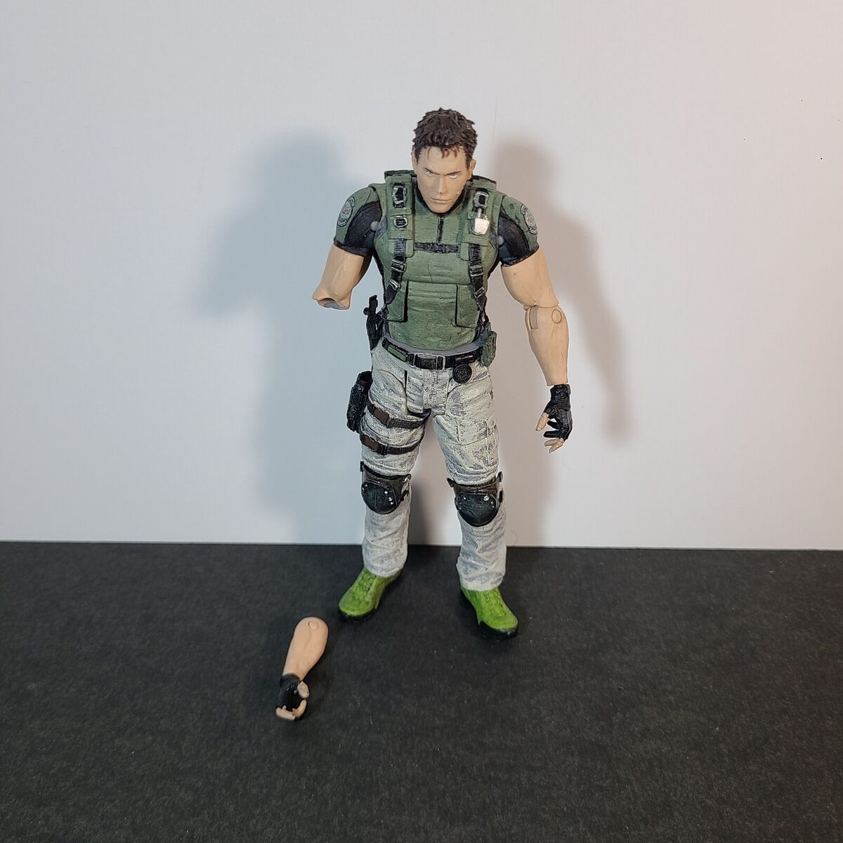 Resident Evil 5 Biohazard Chris Redfield Action Figure Toy Resident Evil 5 Biohazard Chris Redfield Action Figure Toy