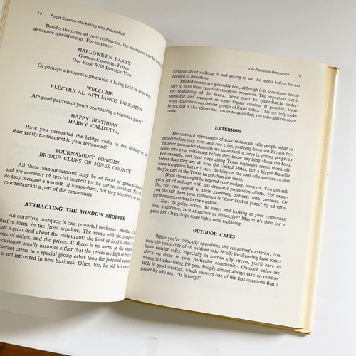 Food Service Marketing and Promotion Hardcover Book David D Seltz 1977 DJ - Imagen 15 de 21