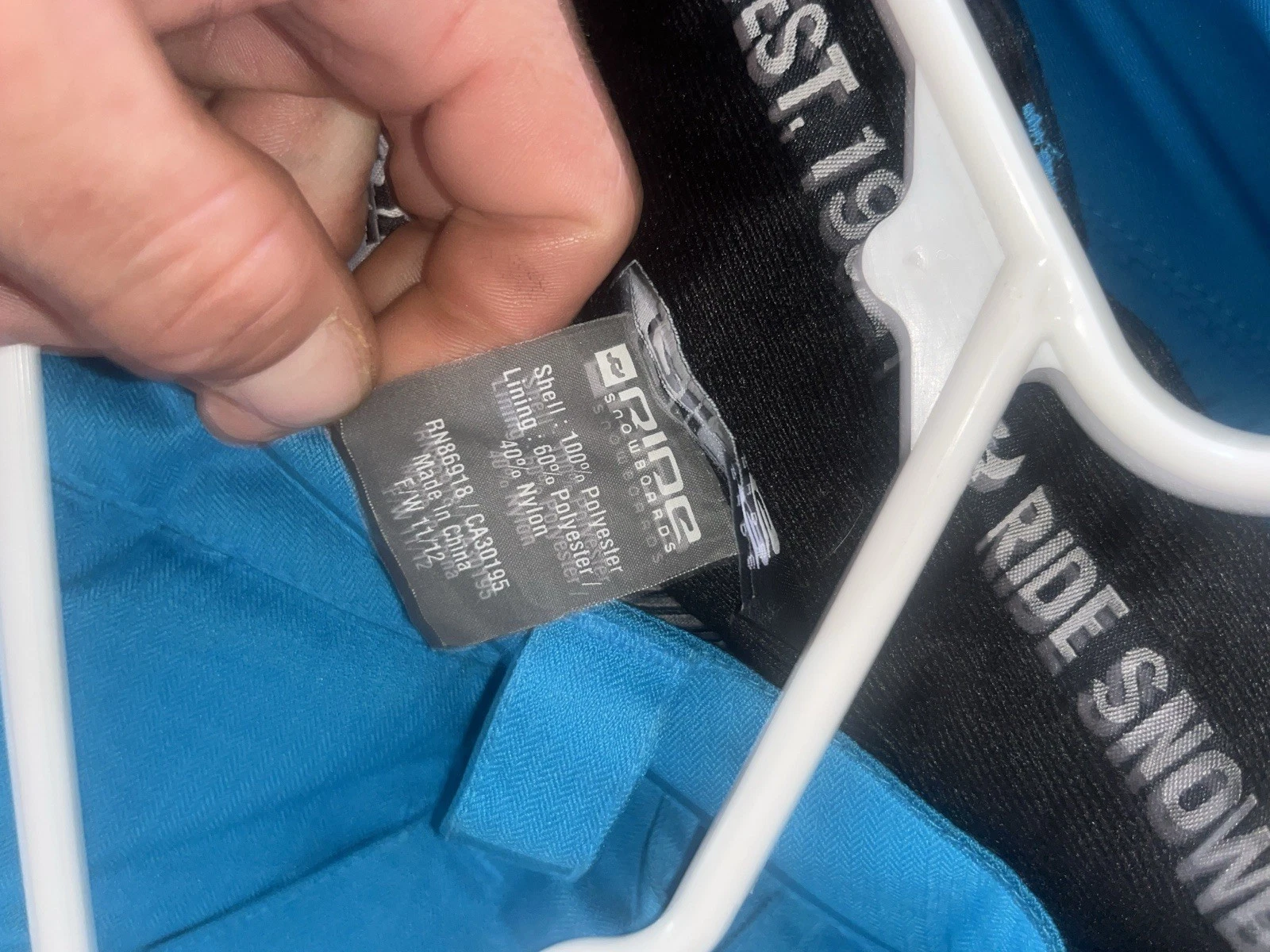 Ride Snowboards Pants women’s 11/12 - teal In Color- Excellent Condition!
Opens in a new window or t