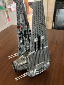 Lego 75104 Star Wars ** Kylo Ren's Command Shuttle ** incomplete