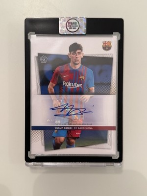  2021-22 Topps FC Barcelona Team Set Auto /200 Yusuf Demir #AU-YD Rookie Auto RC