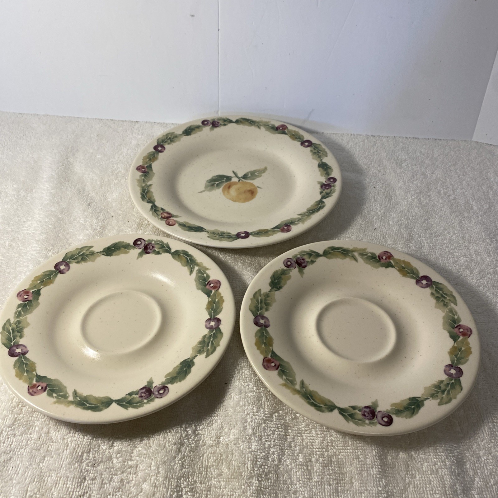 Pfaltzgraff Jamberry Stoneware Salad Plate and Saucer Set