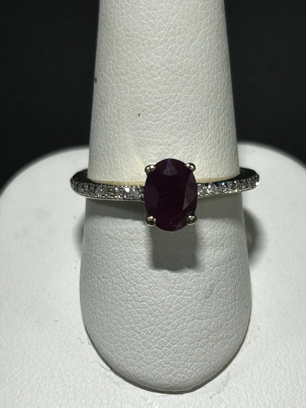 10K Solid Yellow Gold Diamond Oval Ruby Ring with… - image 5