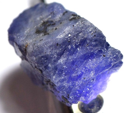 41,00 ct 100 % naturel violet bleuâtre non traité Tanzanite certifié brut