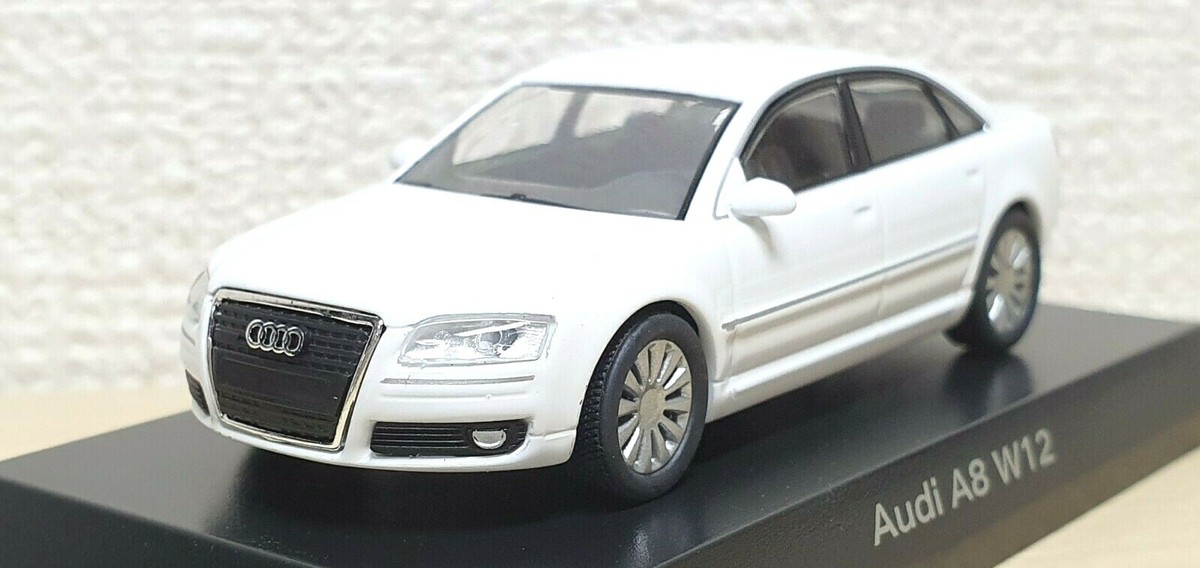 ミニカー Audi A8 L W12 Kyosho 1:18 Audi A8 L W12 Year 2010 silver 09231CS model car