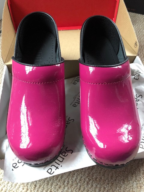 sanita professional clogs