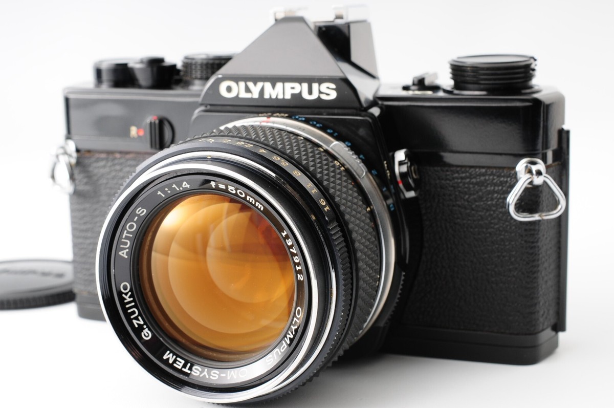 ★ OLYMPUS OM-1 BLACK + ★ 標準レンズ 50mm ☆ OLYMPUS OM-1 BLACK + ☆ 標準レンズ 50mm F1.4 Olympus OM-1