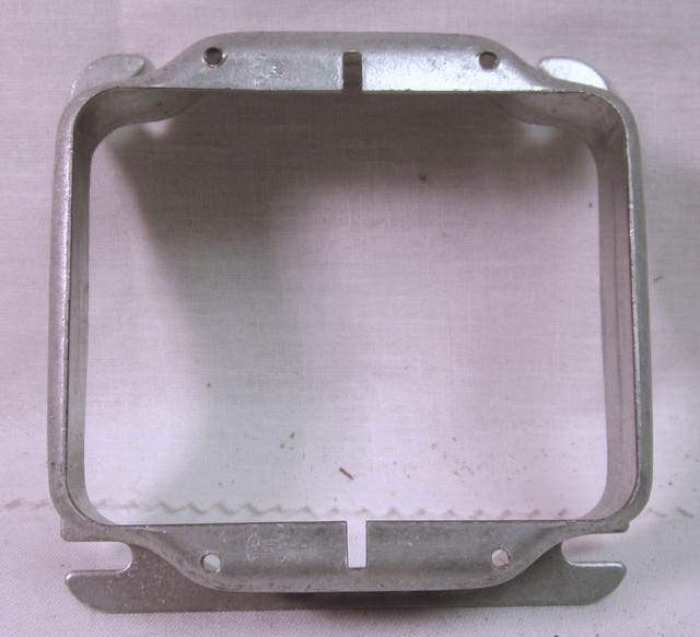 Lot of 31 Mulberry 4” Raised 1 1/4” Tile/Plaster/Mud Rings 2 Device