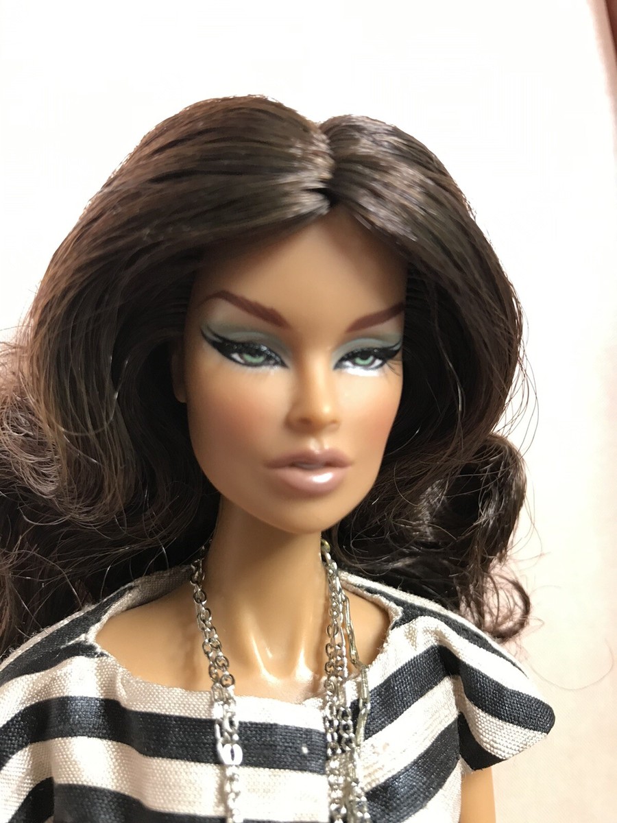 Fashion Royalty Vanessa Cruise Control MINT Free Shipping 