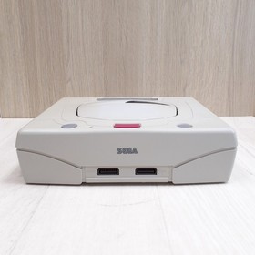 Sega Saturn console with 2 controllers, 3 games & memory cartridge Japan White