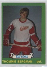 1973-74 O-Pee-Chee Light Back Thommie Bergman #204 4gd