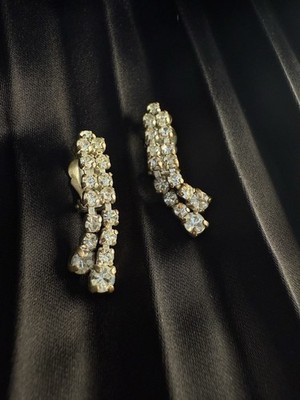1950s Rhinestone Clip-On Earrings   Sparkling Crystal Drops, 3.5 cm
