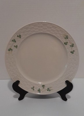 Belleek Pottery Shamrock 10.5'' Dinner Plate 11th Mark 2001-2007 ***Never Used