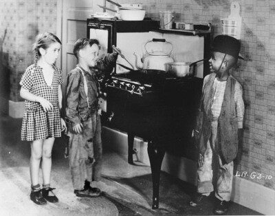 Cooking LEssons  Our Gang Little Rascals  8 x 10 Inch Vintage Photo