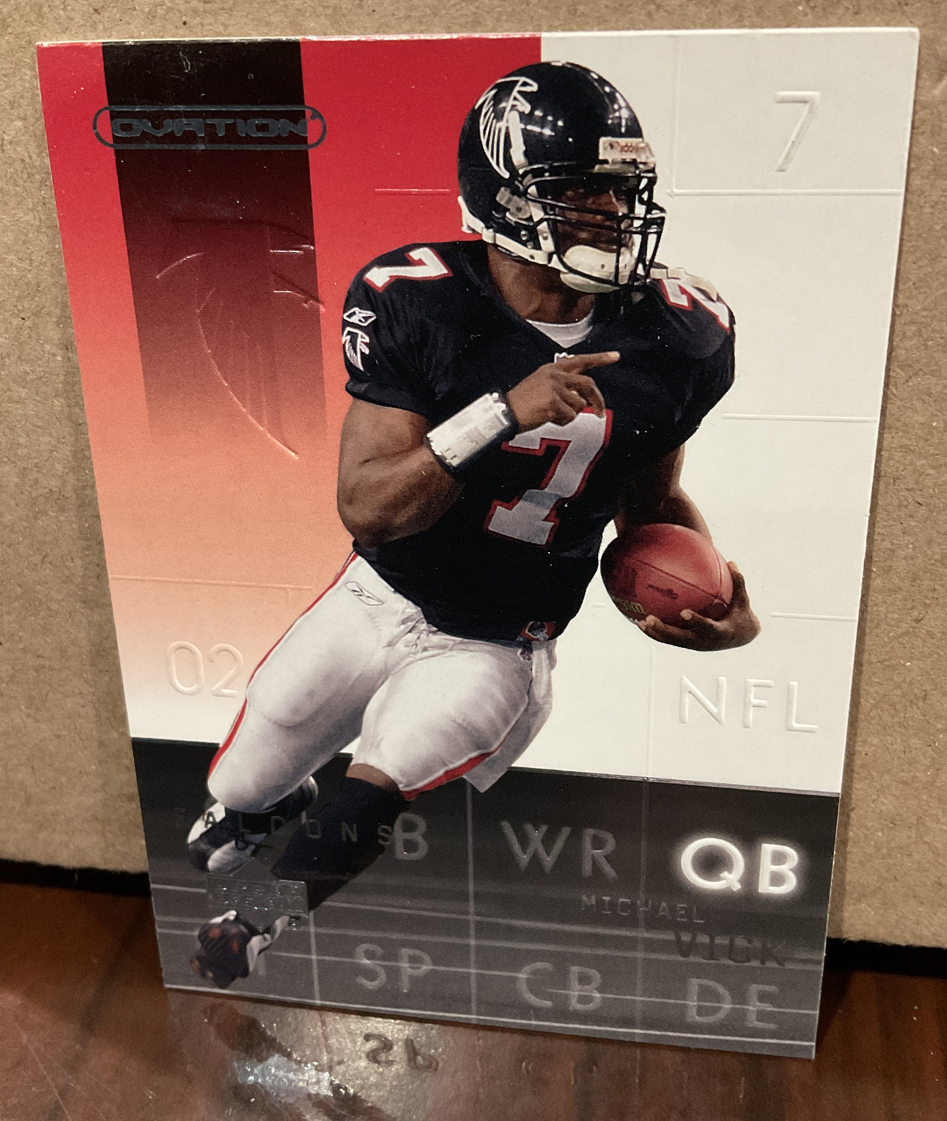 MICHAEL VICK 2002 UPPER DECK OVATION #4 - ATLANTA FALCONS