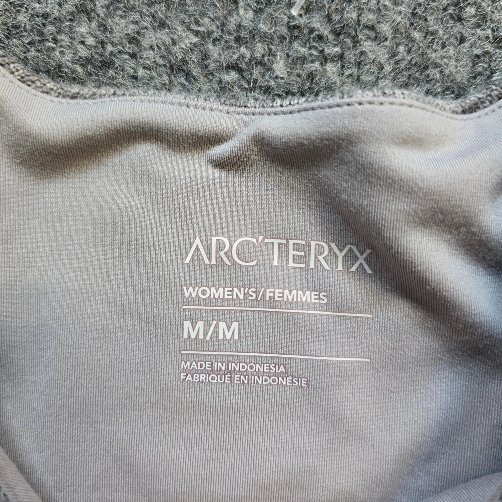 arcteryx long sleeve mesh lined outdoor base-layer