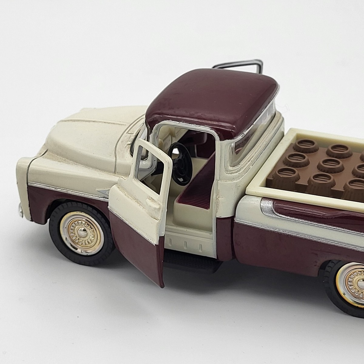 Saico 1957 Dodge Sweptside D100 DP5025 Die-cast Model | eBay