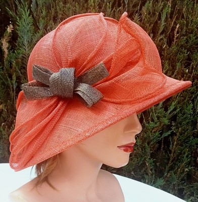 Damenhut eleganter Glockenhut  Anlasshut Farbauswahl Hochzeit Ascot  Damenhüte