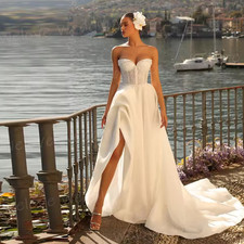 Graceful A Line Women's Wedding Dresses Sweetheart Pearls Bride Gowns Satin