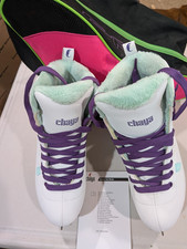 Chaya Classic White Ice Skates Women White Item No. 902238 size 7m w/ case NEW