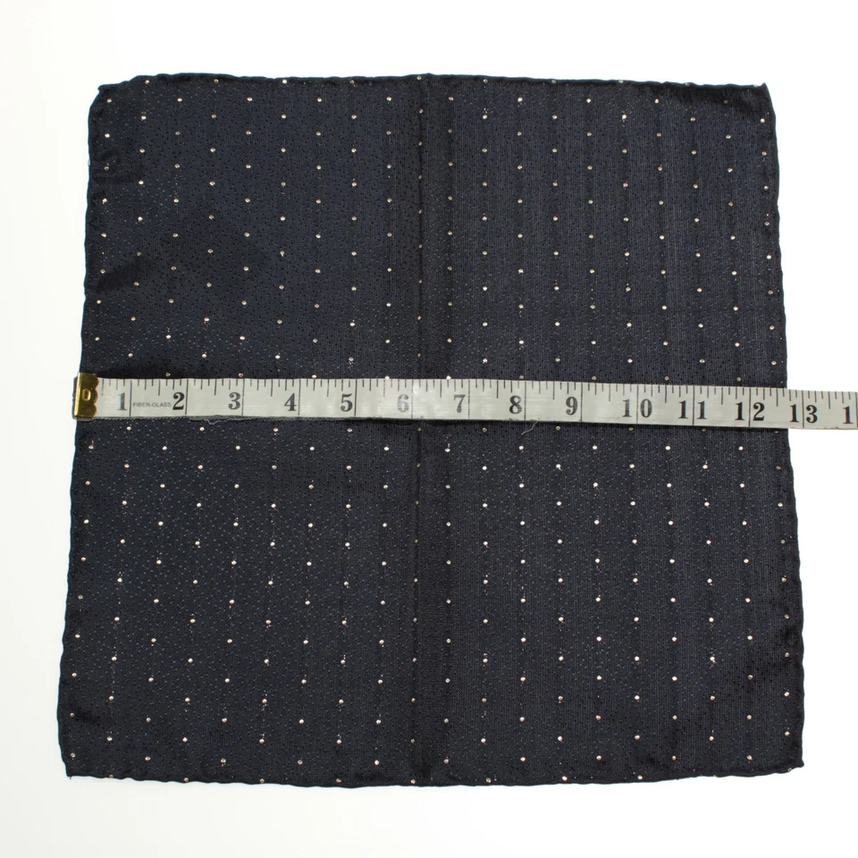 Italo Ferretti Novo com etiquetas bolso de face única quadrado azul marinho com lã/seda dourada 24 KT - Imagem 4 de 4