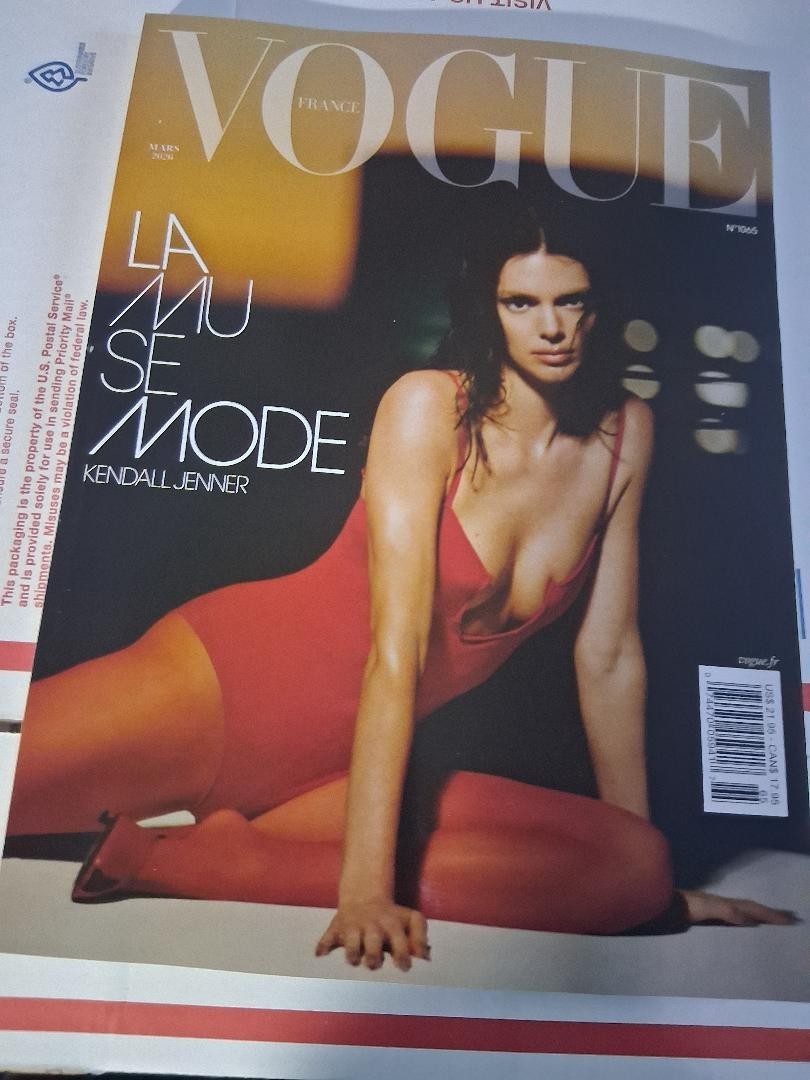 女性情報誌 Vogue France March 2026 Kendall Jenner KENDALL JENNER VOGUE FRANCE MAGAZINE MARCH 2026 | eBay