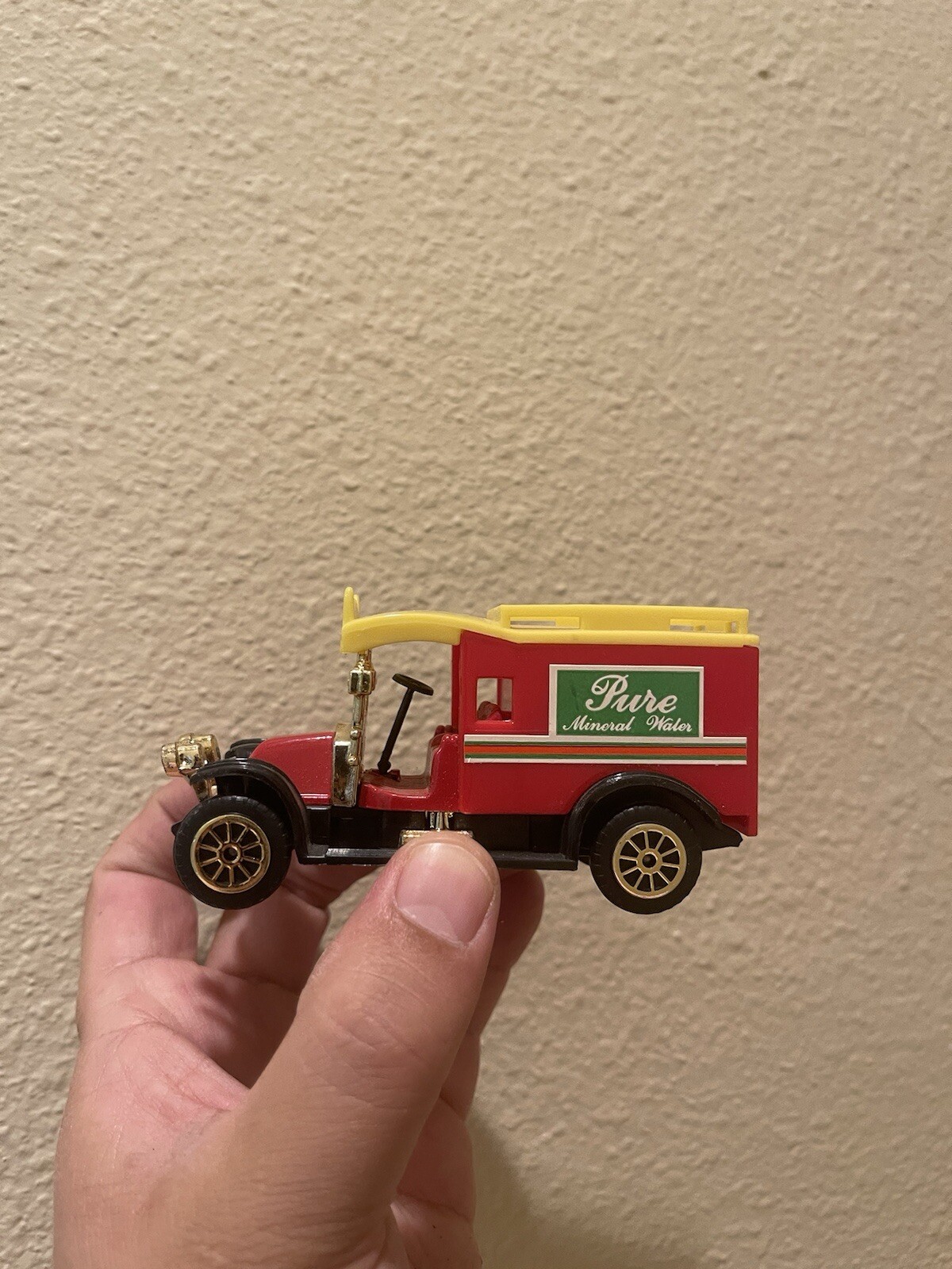 Picture 4 of 10