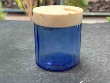 Vecchio contenitore barattolo bottiglia vetro blu vintage anni 50 con coperch...