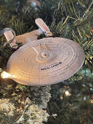 Vtg Hallmark 1993 U.S.S. Enterprise NCC-1701-D Star Trek Ship Ornament   Works