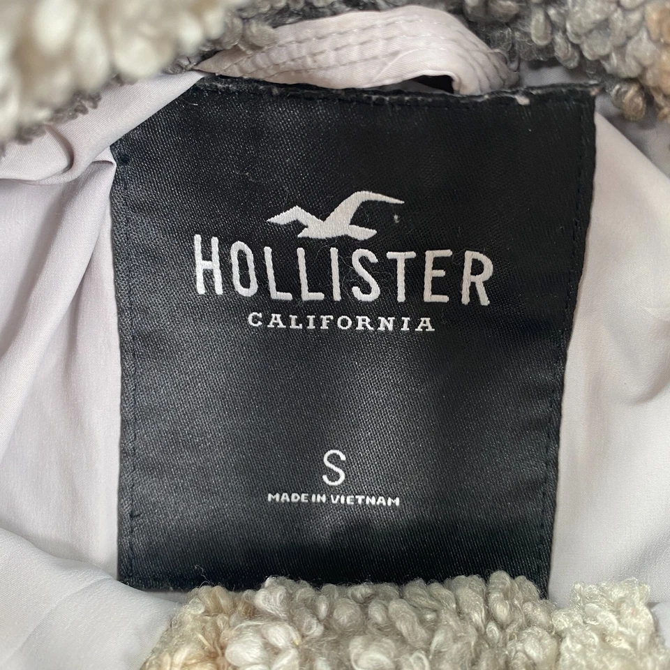 Hollister Teddy Plaid Faux Sherpa Lined Pea Coat Women's Size S Ivory Gray - Image 3 of 4