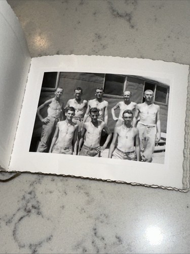 55 Vintage Foto Lot 2.WK Militär Truppen Kaserne gelocht beigefügt Heft - Bild 12 von 18
