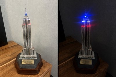 Danbury Mint Lighted Empire State Building ~Antenna/ Spire and AC Cord Included