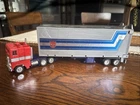 Hasbro G1 Transformers 1984 Vintage Optimus Prime Action Set