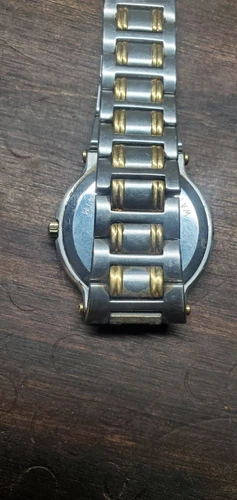 Vintage Gucci 9000M ブラックダイヤル ツートーン SS+GP クォーツ メンズ 腕時計 スイス製 読み取り - 画像7/24