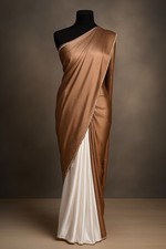 Ready made Sare / Kaffeefarbe - Weiß / Kaffeebluse zum Nähen