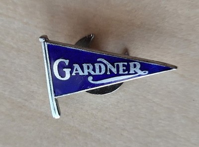 Vintage Emaille GARDNER FLAGGE MARINE DIESELMOTOREN Knopfloch Revers Abzeichen MILLER