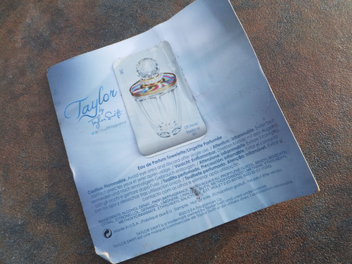 Taylor Swift Ticket Stub Jan 25, 2013 "Floor" The Red Tour Metlife Stadium NJ - Picture 8 of 8