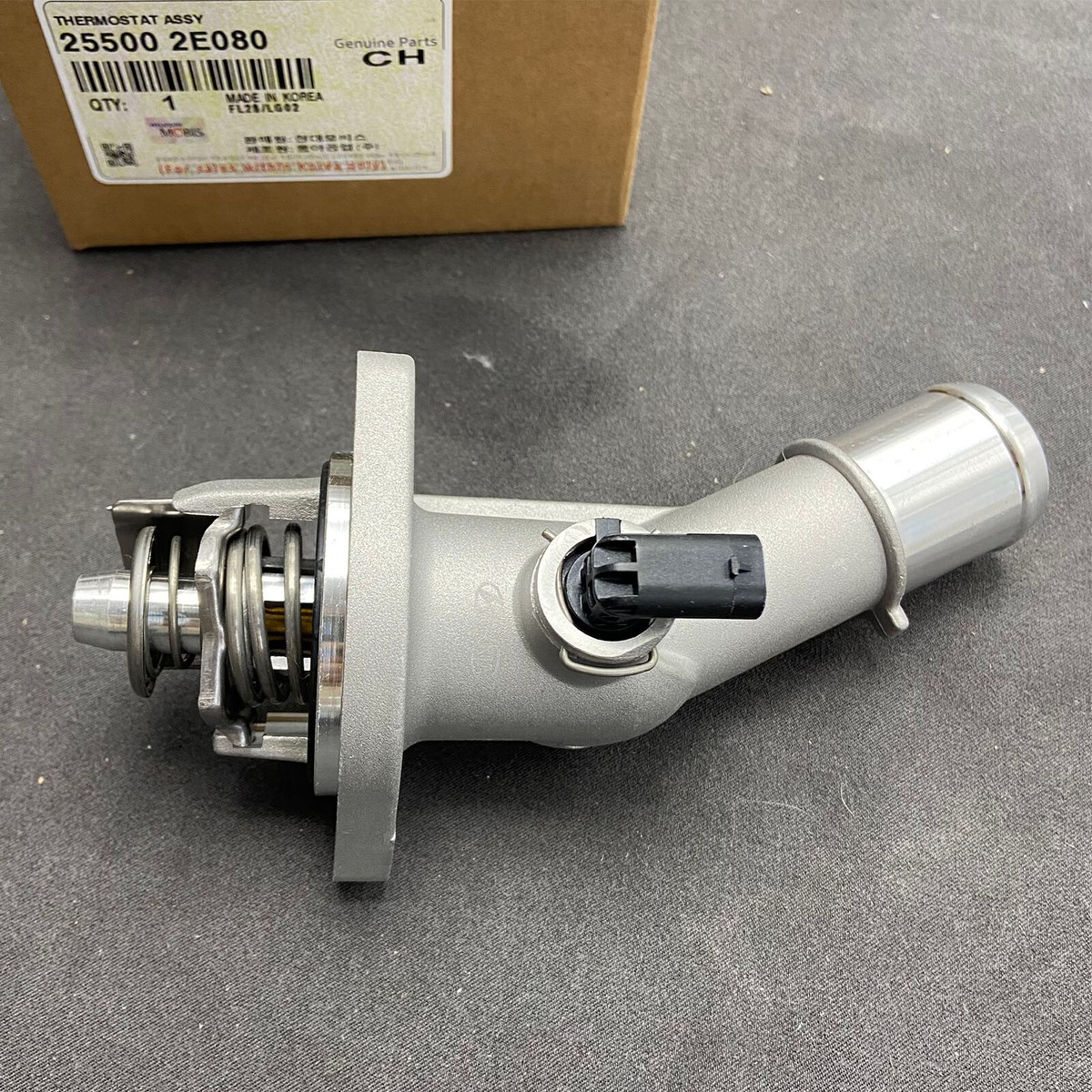 Thermostat Assembly for Kia 25500-2E080 Forte Forte 5 EX LX S 2017