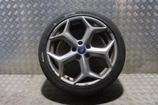 FORD FOCUS MK3 ST R18 ALLOY WHEEL WITH BAD TYRE 2011-2015 NX63W-4
